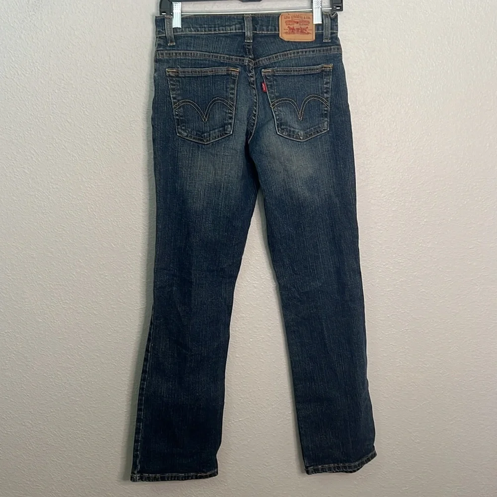 Levi’s 550 Relaxed Bootcut Jean Size 6M *flaw
